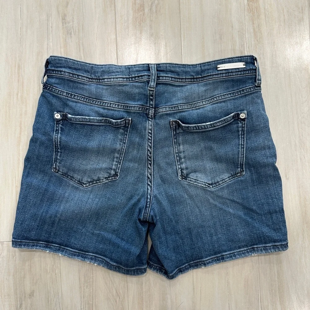 Anthropologie Pilcro Slim Boyfriend Denim Shorts - Picture 4 of 4